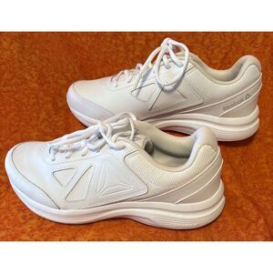 New Reebok‎ DMX Max White With Memory Foam Size 8.5